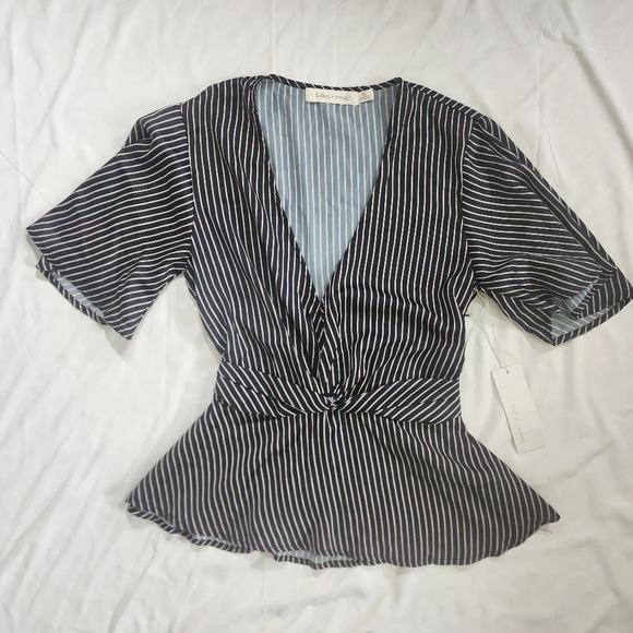 bishop + young Tops - NWT Bishop Young Striped Casual Short Sleeve Womens Blouse XS